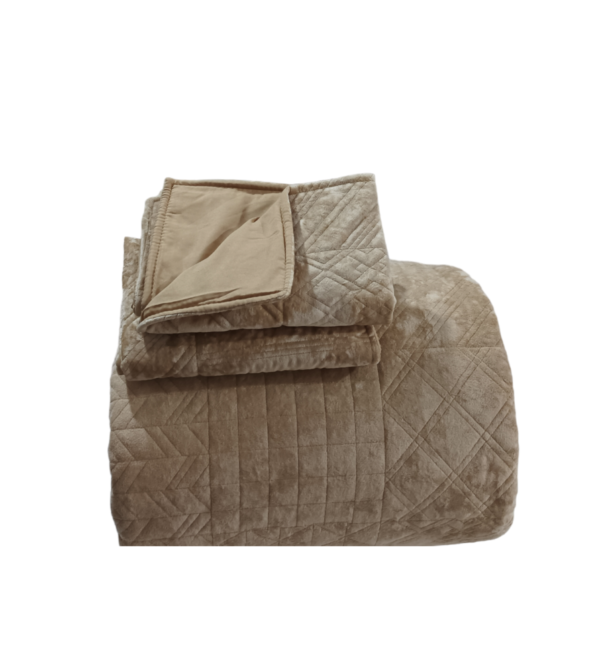 maravakis elite Bed Spread set (4)